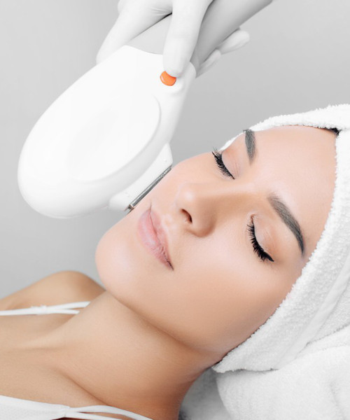ELOS (IPL, IPL+RF) фотомоложение, коррекция пигментации, удаление акне